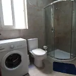 F7 3, Private Bedroom Two Single Beds Shared Bathroom In Shared Flat * مسيدا